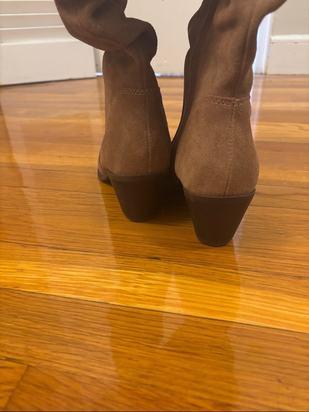 Women's Tan Western Boots - Picture 6 of 7
